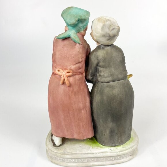 Lefton Gossiping Old Ladies Figurine 4724 Hand-Painted Ceramic Vintage Collectib - Picture 4 of 8